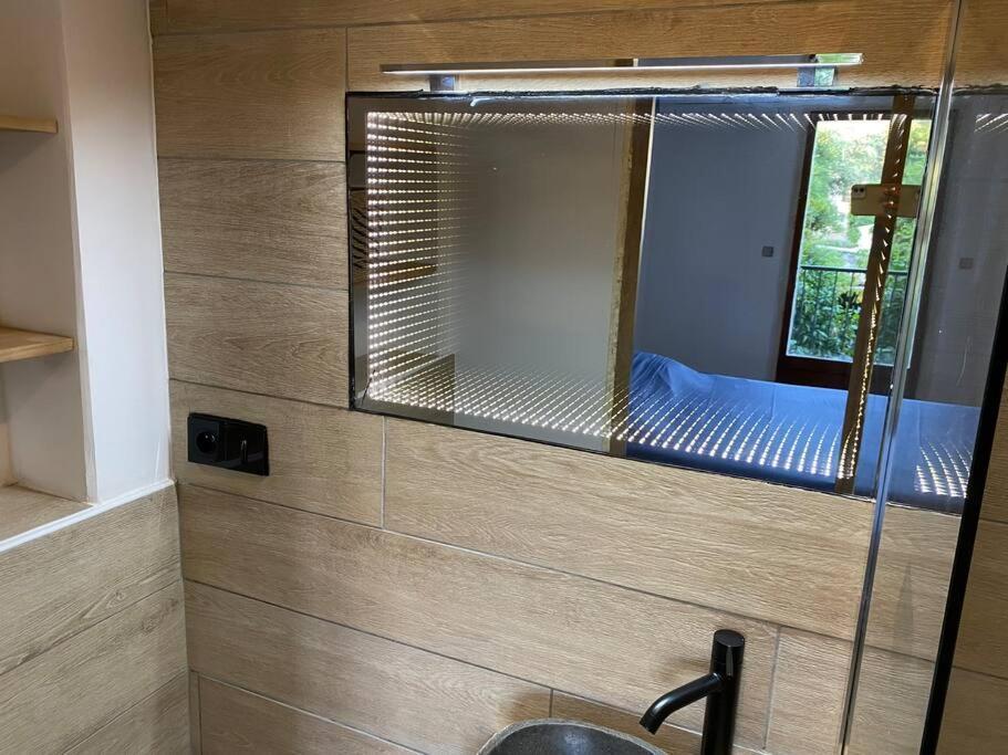 Appartement F2/4 Pers Plage-commerces A Pieds-parking Prive