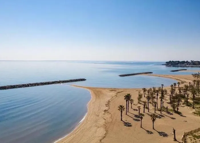 F2/4 Pers Plage-Commerces A Pieds-Parking Prive